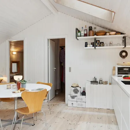 Lovely In Nykobing Sj With Kitchen Semesterbostad Klint